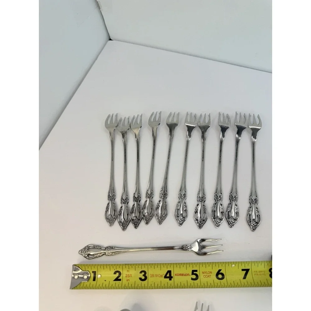 11 Oneida Raphael COCKTAIL FORKS Distinction Deluxe HH Stainless Flatware 6